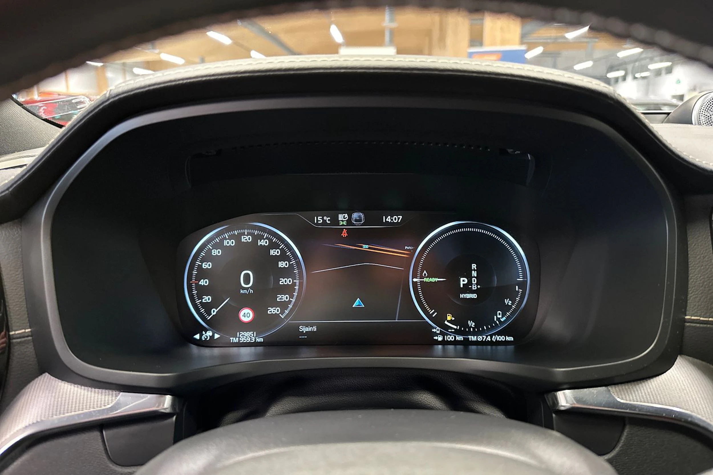 harmaa Volvo S60 2020 kuva 28.
