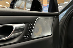 harmaa Volvo S60 2020 kuva 32.