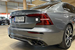 harmaa Volvo S60 2020 kuva 35.