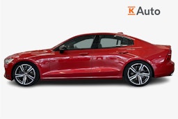 punainen Volvo S60 2020 kuva 5.