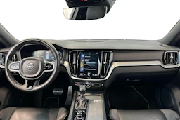 valkoinen Volvo S60 2020 kuva 9.