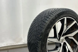 valkoinen Volvo S60 2020 kuva 32.