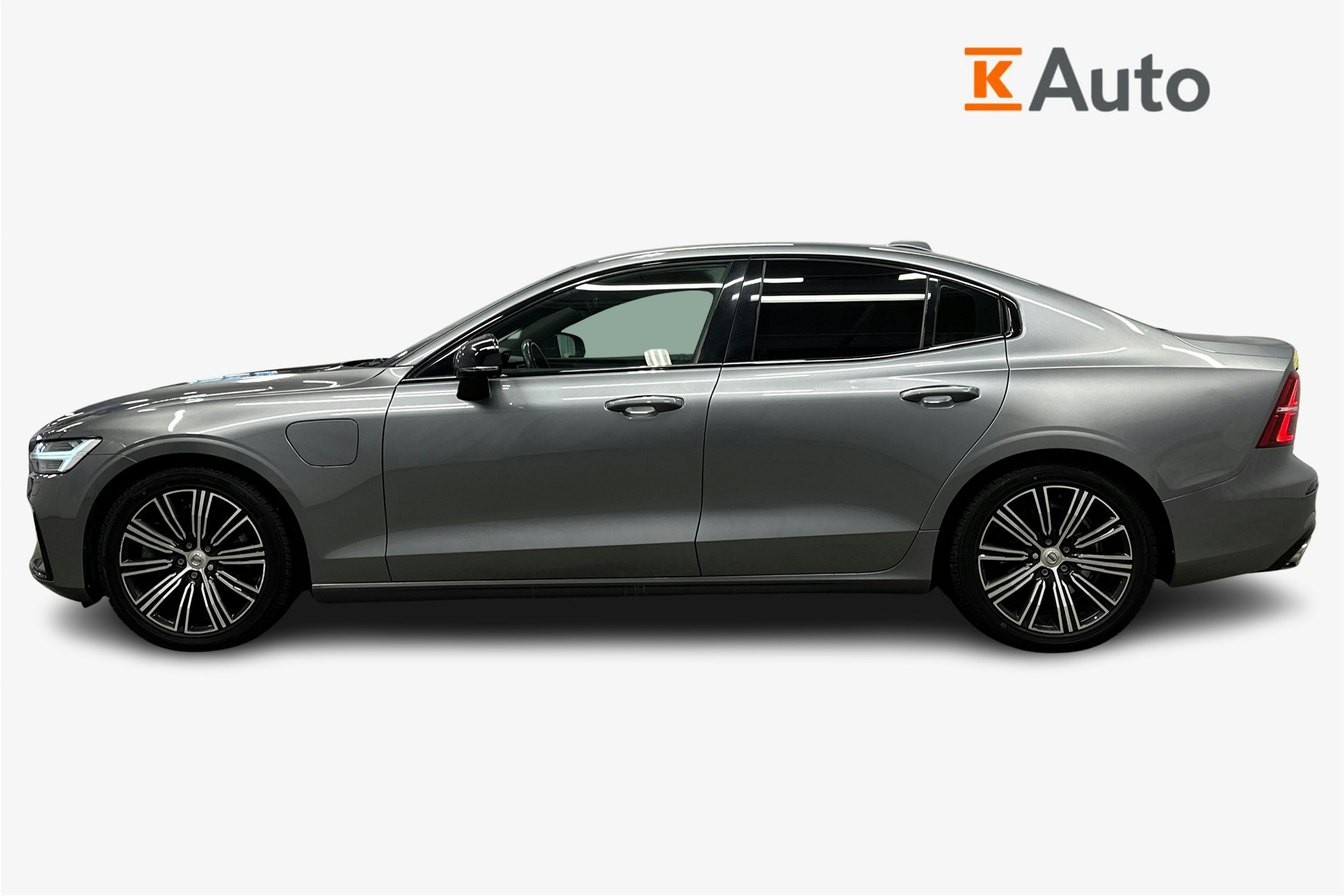 harmaa Volvo S60 2020 kuva 6.