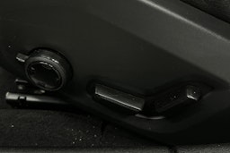 harmaa Volvo S60 2020 kuva 18.