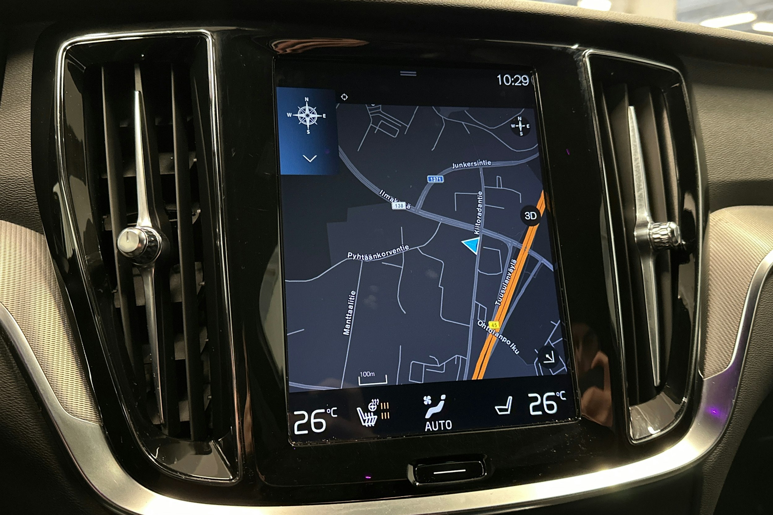 harmaa Volvo S60 2020 kuva 25.