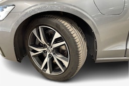 Harmaa Volvo S60 2020 kuva 9.