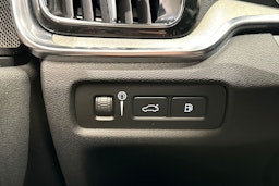 harmaa Volvo S60 2020 kuva 18.