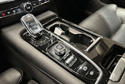 harmaa Volvo S60 2020 kuva 23.