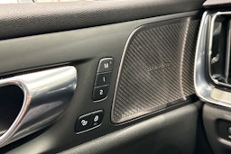 harmaa Volvo S60 2020 kuva 24.