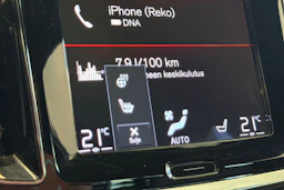 sininen Volvo S60 2021 kuva 32.