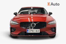 punainen Volvo S60 2021 kuva 5.
