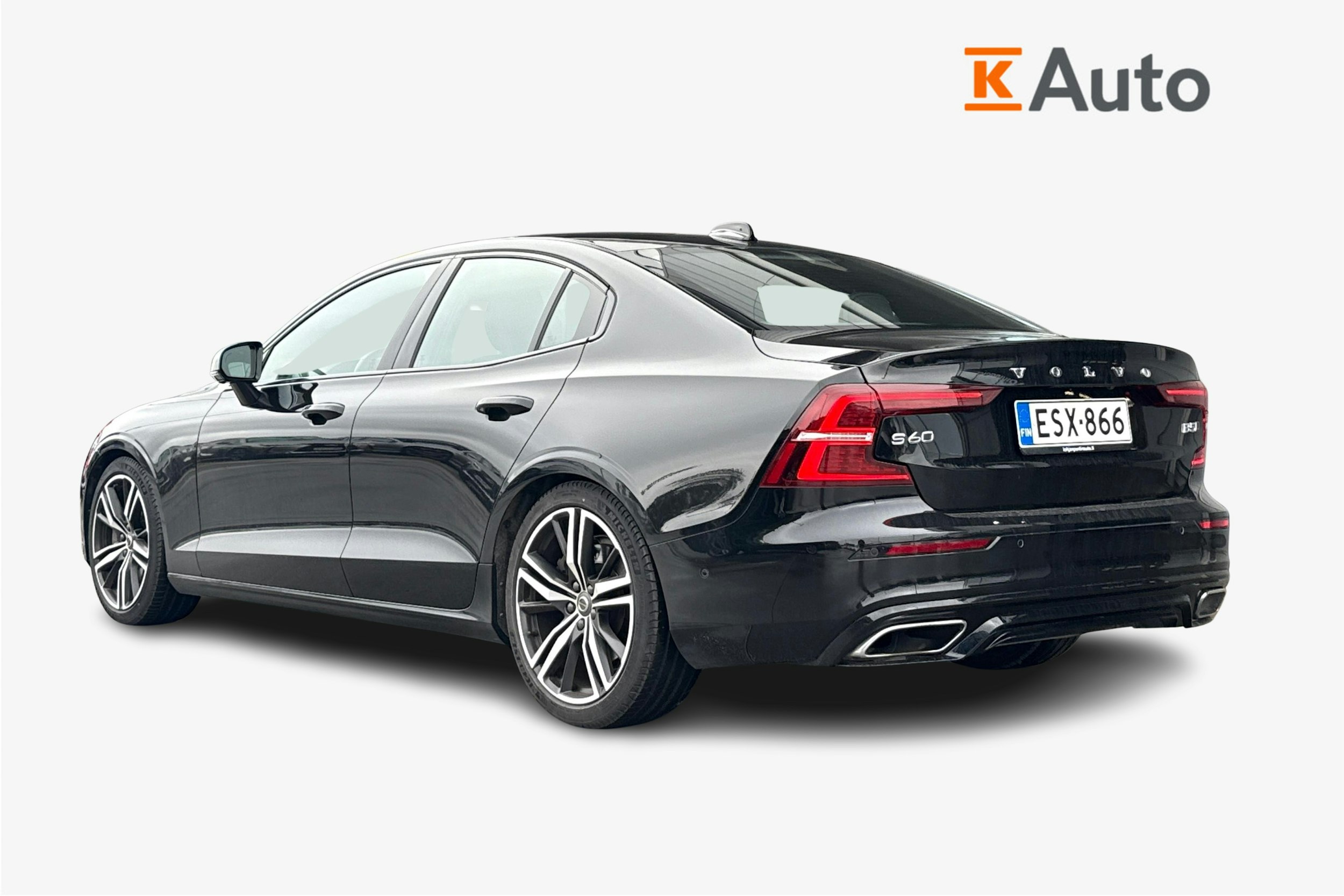 musta Volvo S60 2021 kuva 2.