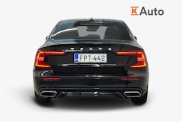 musta Volvo S60 2021 kuva 3.