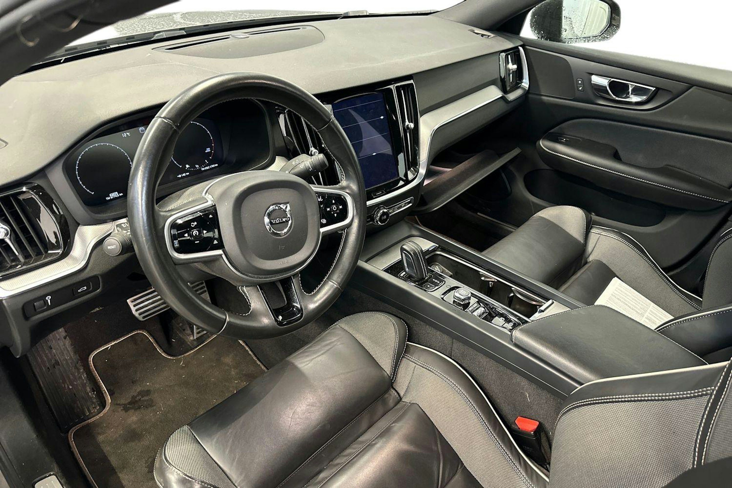 harmaa Volvo S60 2021 kuva 3.