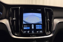 musta Volvo S60 2021 kuva 21.