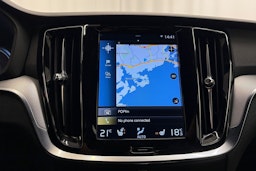 musta Volvo S60 2021 kuva 22.