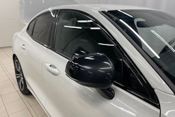 Valkoinen Volvo S60 2021 kuva 26.
