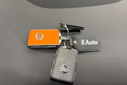 musta Volvo S60 2021 kuva 30.