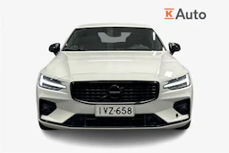 Valkoinen Volvo S60 2021 kuva 4.