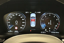 Valkoinen Volvo S60 2021 kuva 13.
