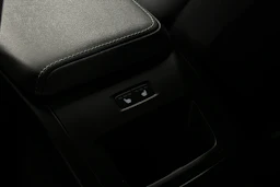 Valkoinen Volvo S60 2021 kuva 33.