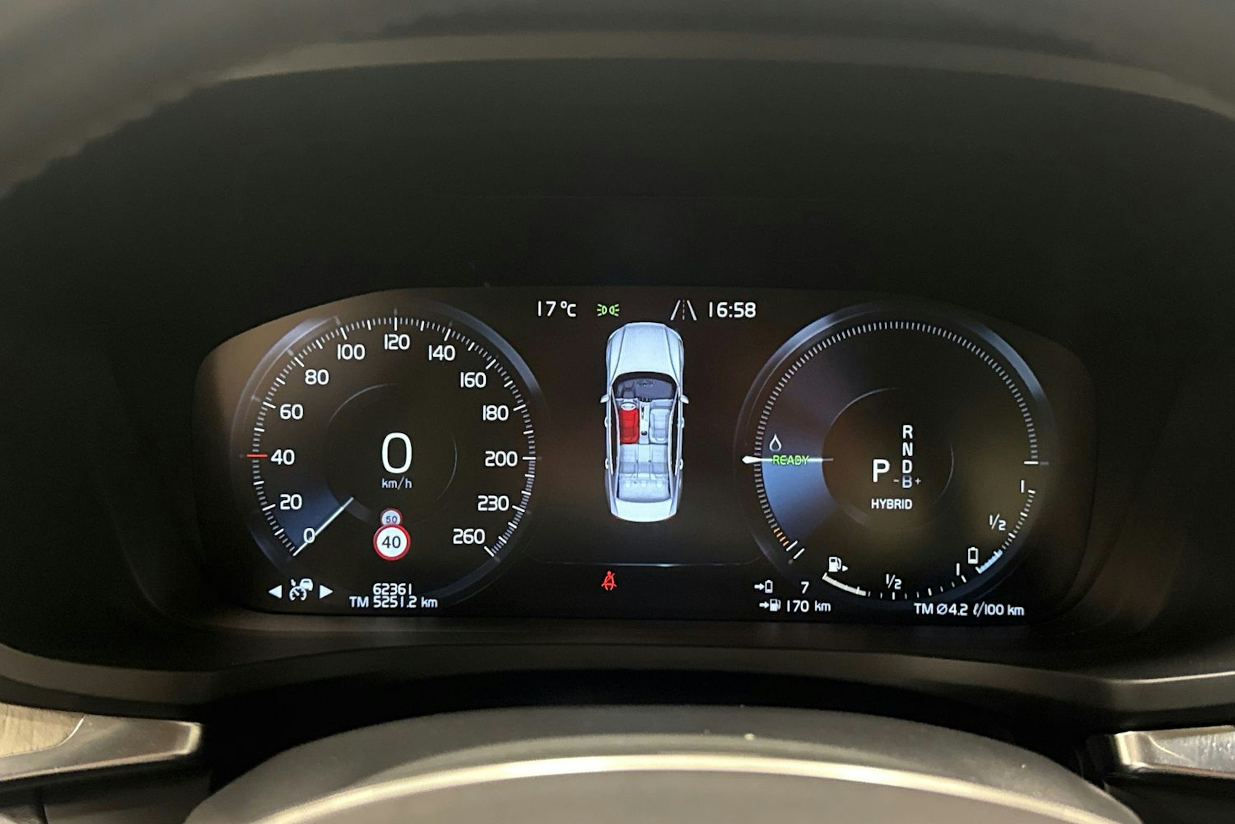 harmaa Volvo S60 2021 kuva 17.