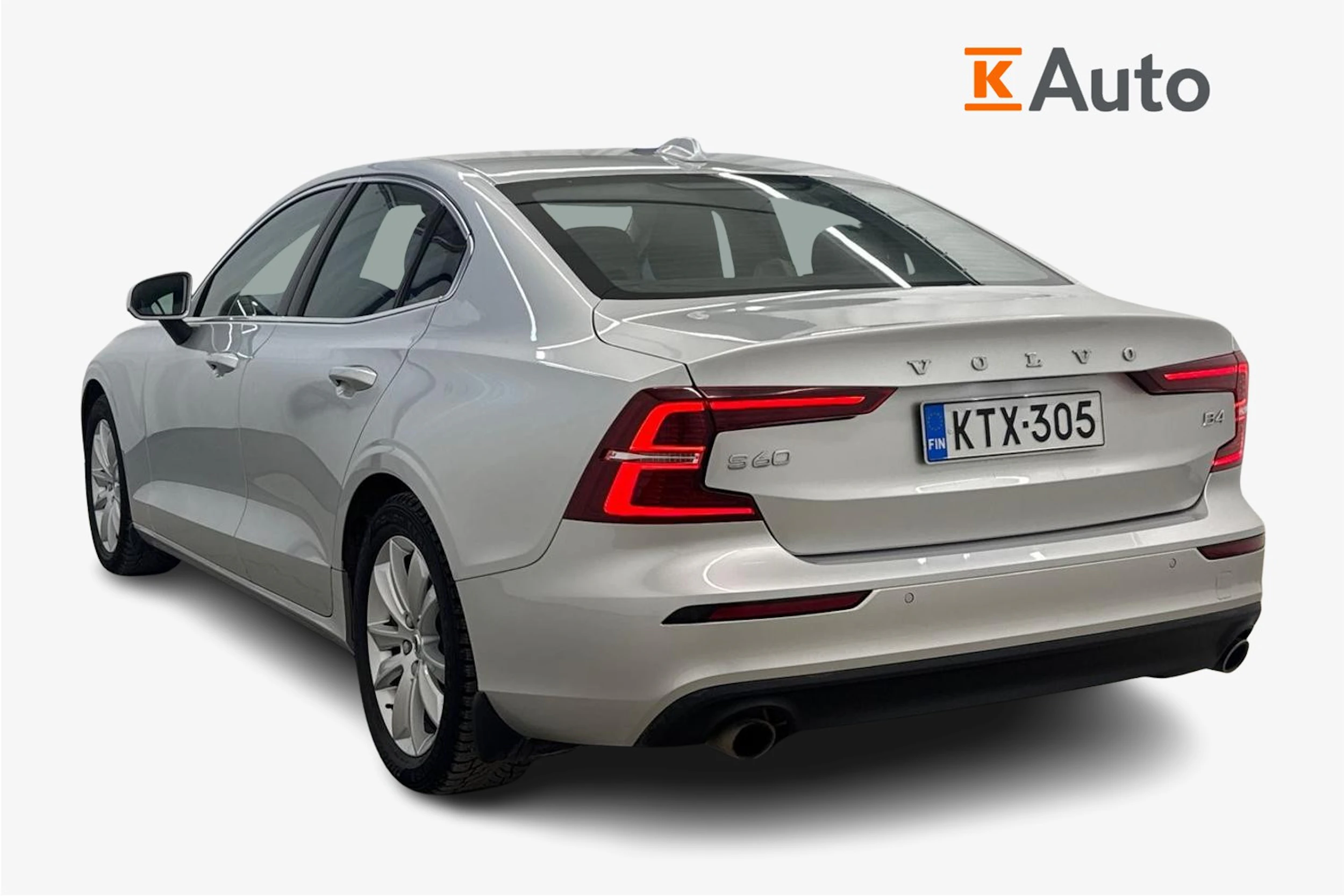 Harmaa Volvo S60 2021 kuva 2.