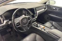 Harmaa Volvo S60 2021 kuva 6.