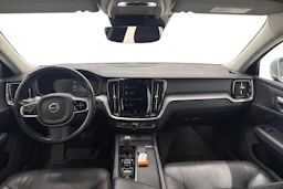 Harmaa Volvo S60 2021 kuva 7.