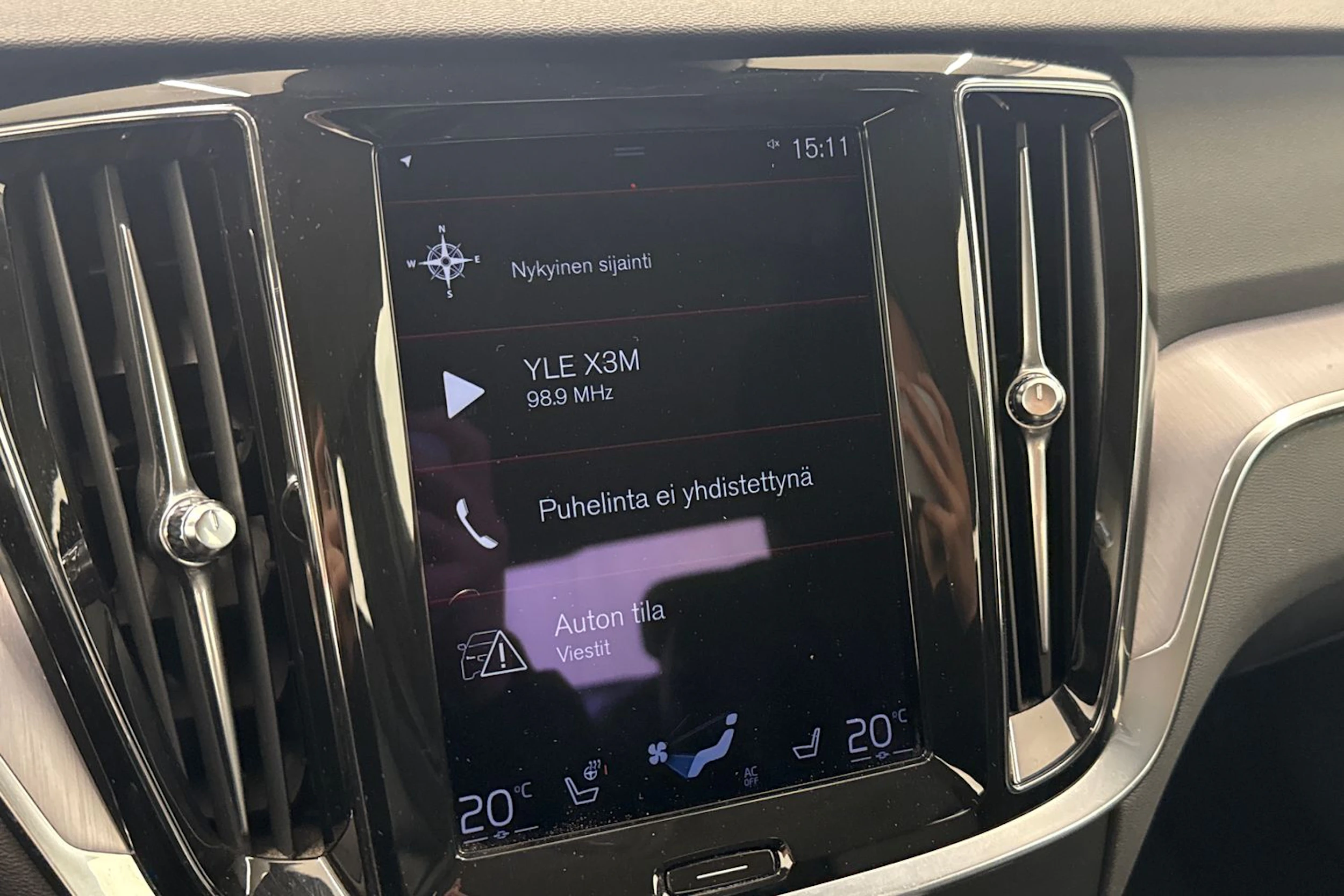 Harmaa Volvo S60 2021 kuva 19.