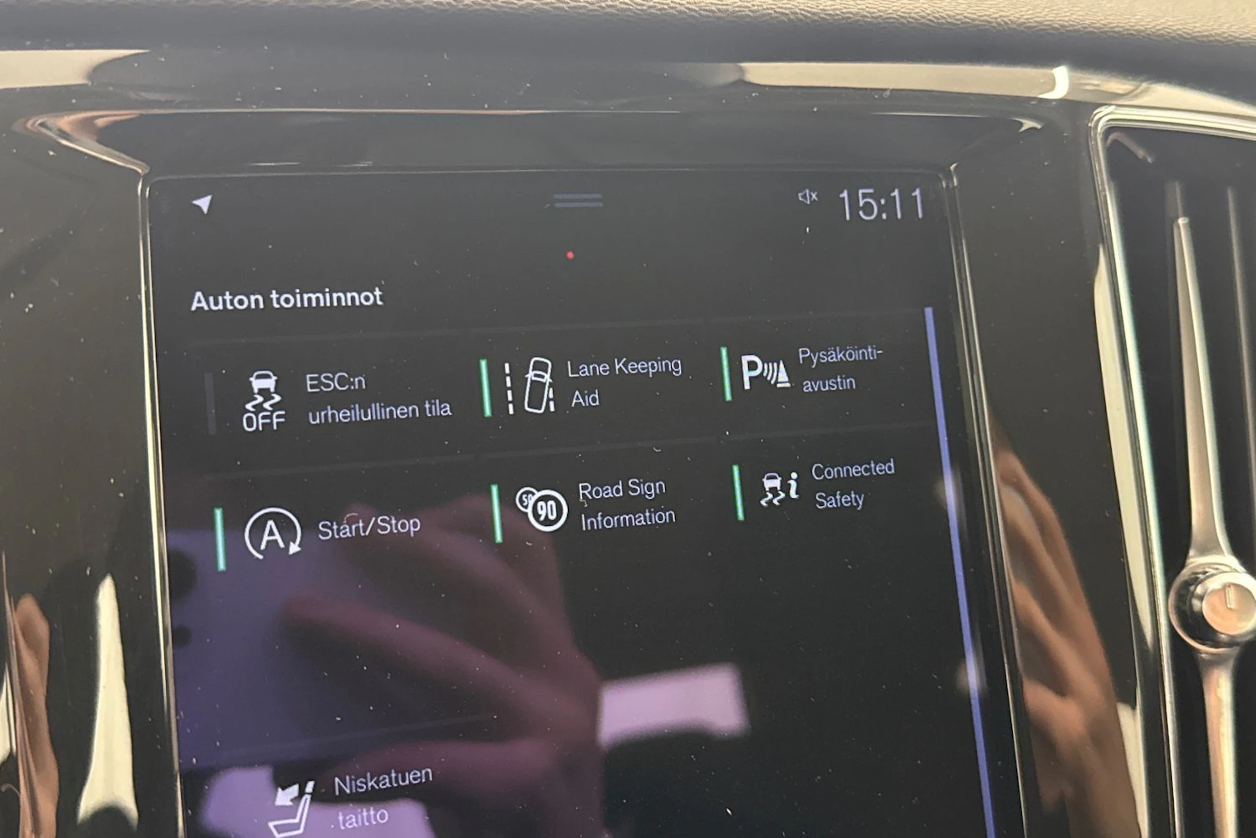 Harmaa Volvo S60 2021 kuva 20.