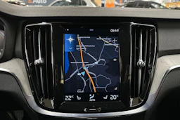 musta Volvo S60 2021 kuva 18.