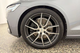 harmaa Volvo S60 2021 kuva 10.