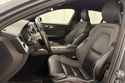 harmaa Volvo S60 2021 kuva 14.