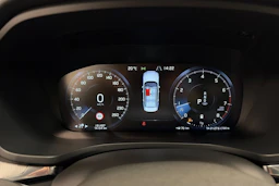 harmaa Volvo S60 2021 kuva 18.