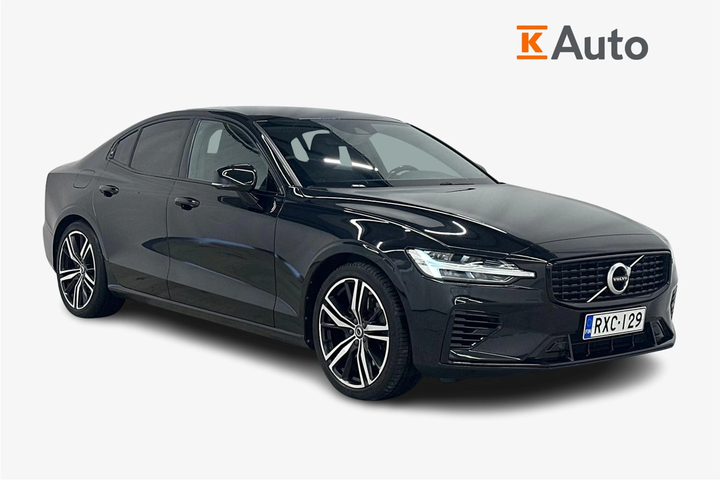 musta Volvo S60 2021 kuva 1.