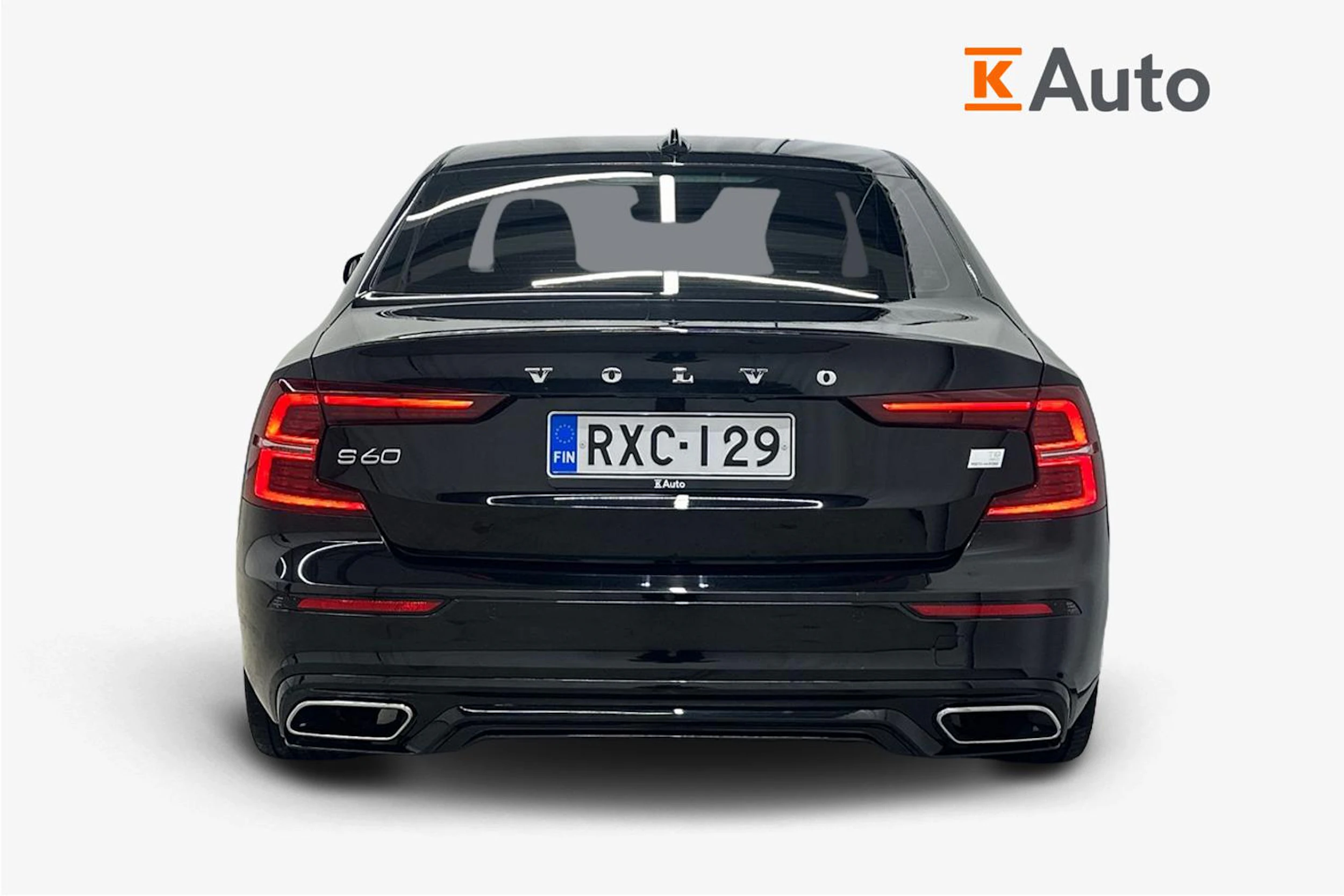musta Volvo S60 2021 kuva 3.