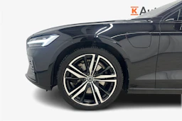 musta Volvo S60 2021 kuva 9.
