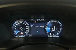 musta Volvo S60 2021 kuva 14.