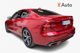punainen Volvo S60 2021 kuva 2.