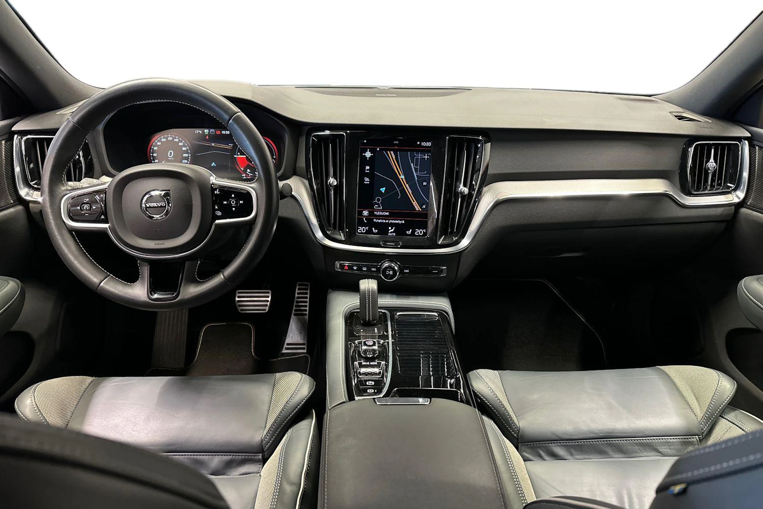 valkoinen Volvo S60 2021 kuva 9.