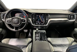 valkoinen Volvo S60 2021 kuva 9.