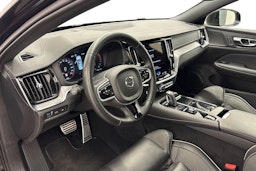 musta Volvo S60 2022 kuva 6.