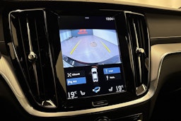 musta Volvo S60 2022 kuva 19.