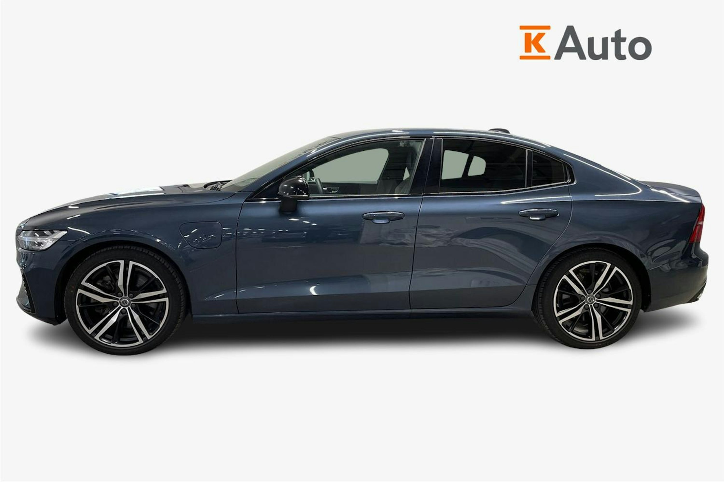 met. sininen Volvo S60 2022 kuva 5.