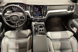 met. sininen Volvo S60 2022 kuva 7.