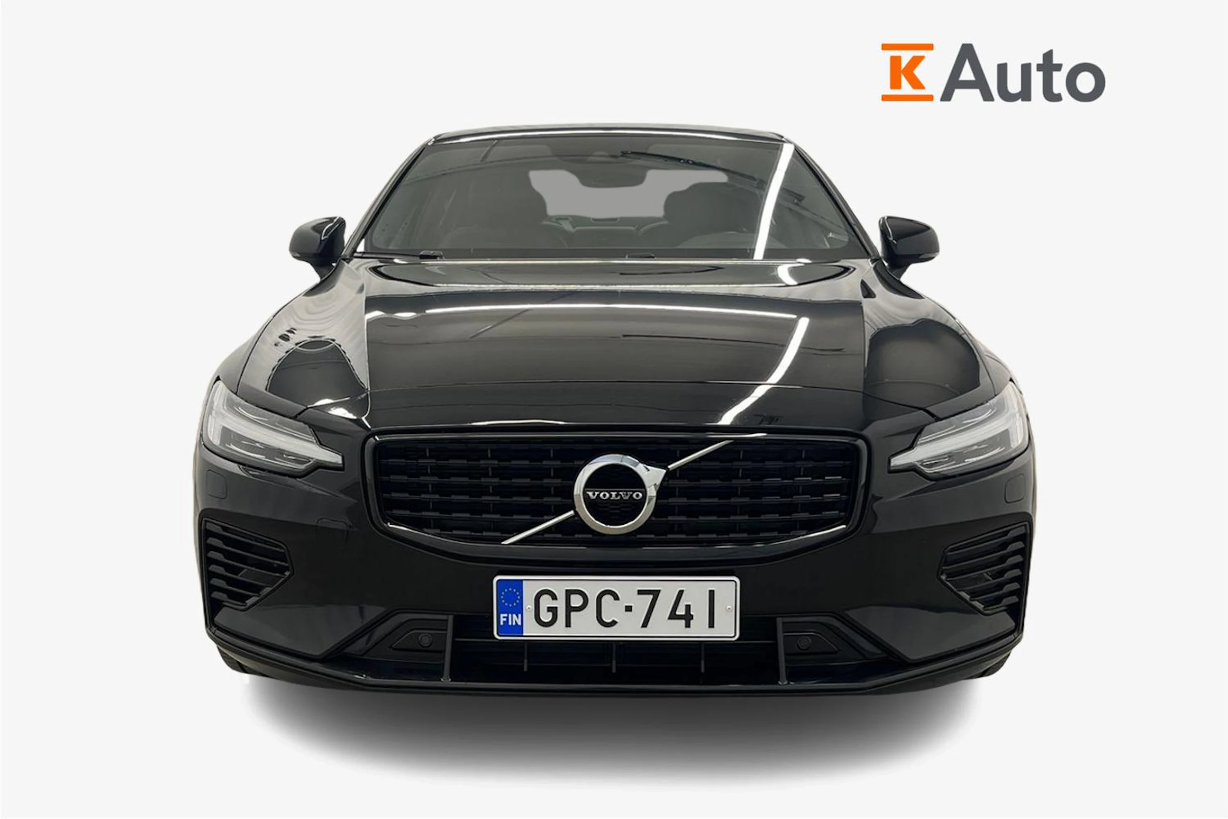 musta Volvo S60 2022 kuva 4.