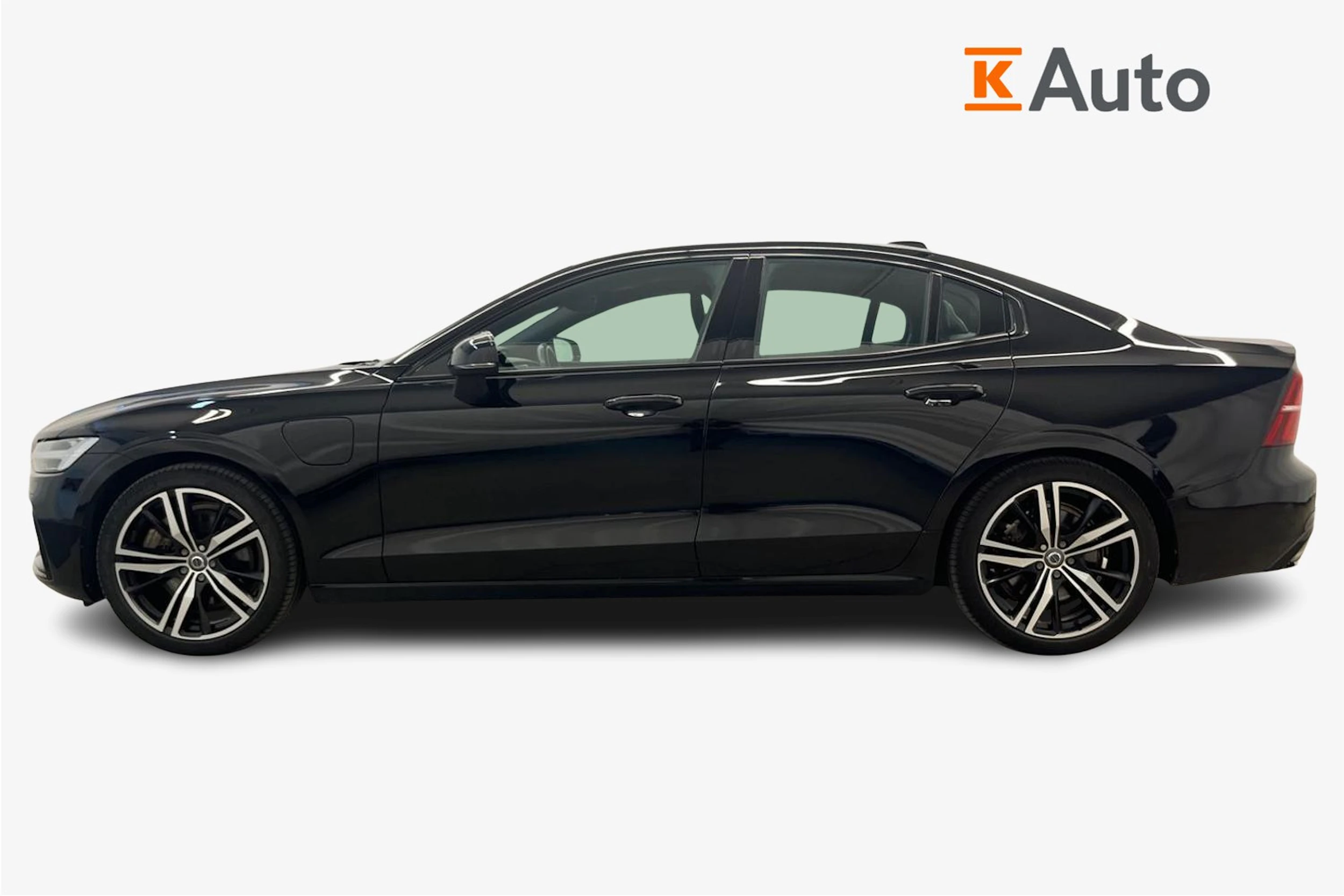 musta Volvo S60 2022 kuva 5.