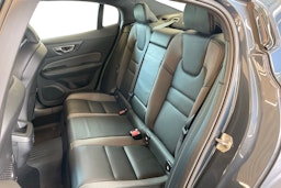 Sininen Volvo S60 2022 kuva 10.