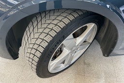 Sininen Volvo S60 2022 kuva 13.